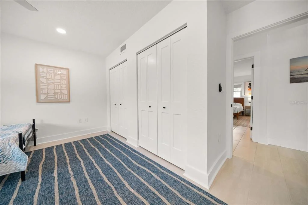 Photo of 1018 BAY ESPLANADE