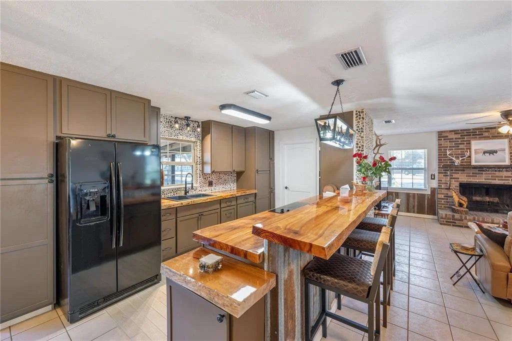 Photo of 17885 NE 2ND PLACE