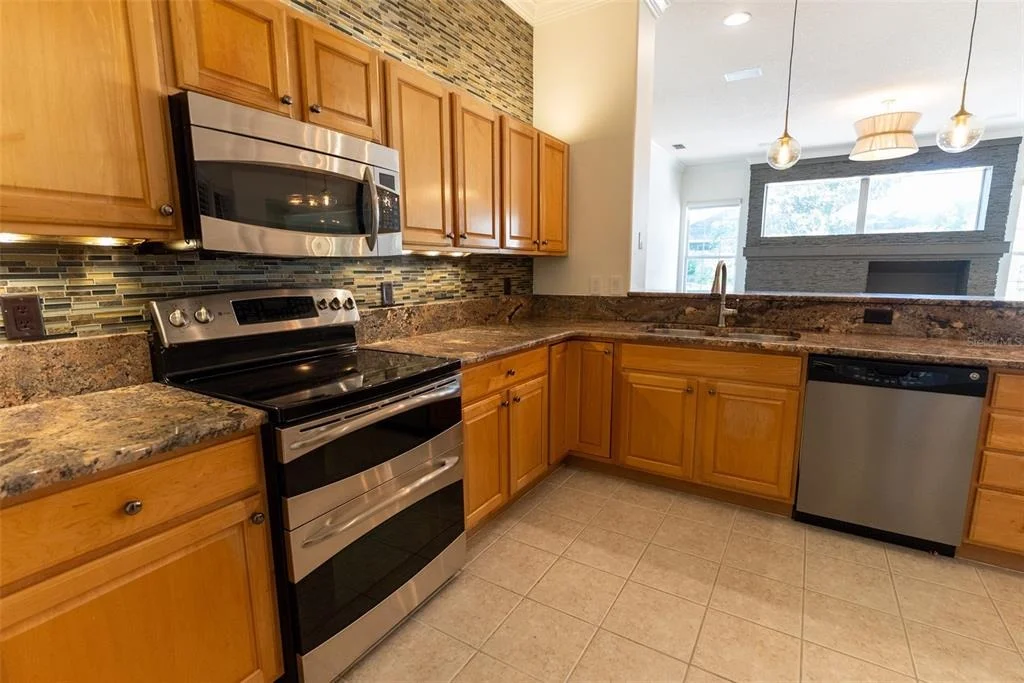 Photo of 4818 SE 11TH PLACE