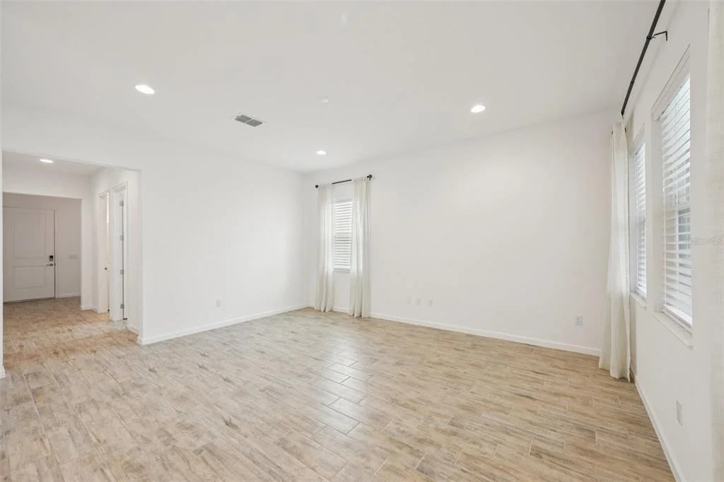 Photo of 806 WINTERSIDE DRIVE