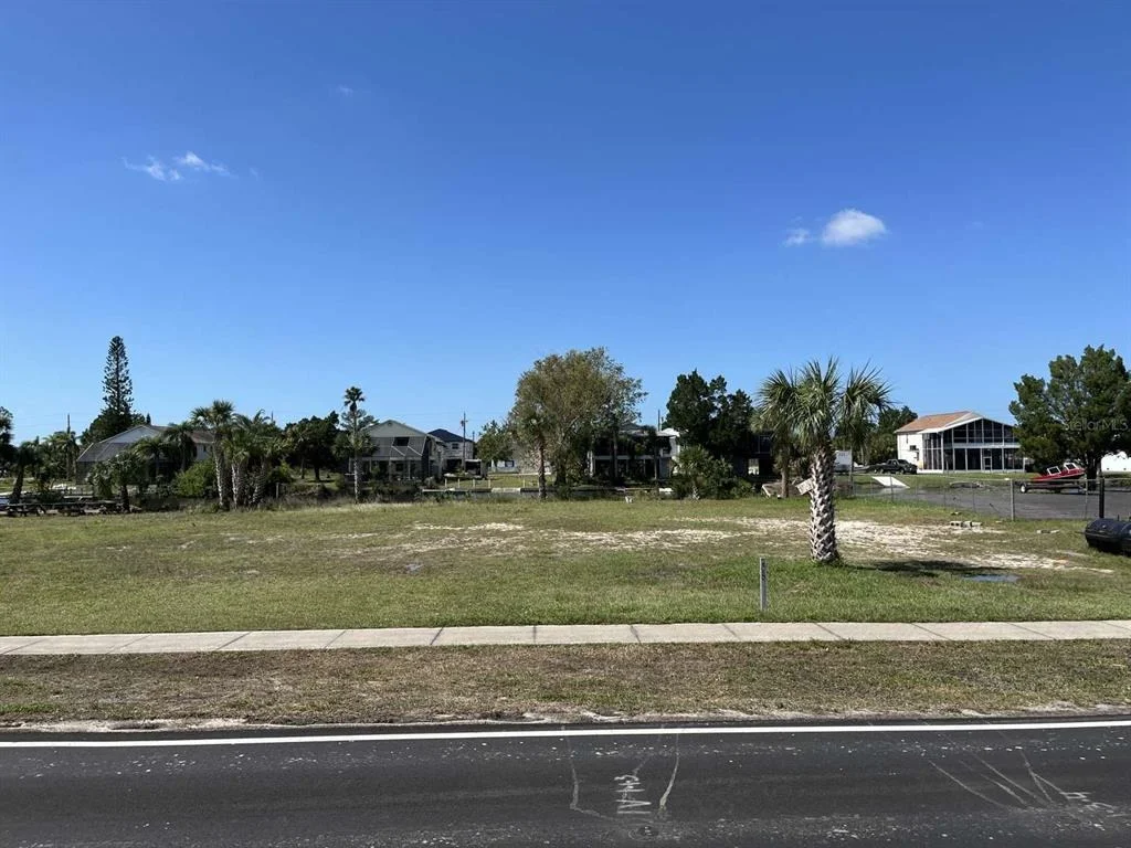 Photo of 3341 SHOAL LINE BOULEVARD