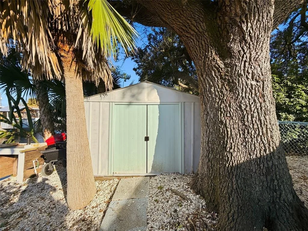 Photo of 6827 SANDERLING LANE