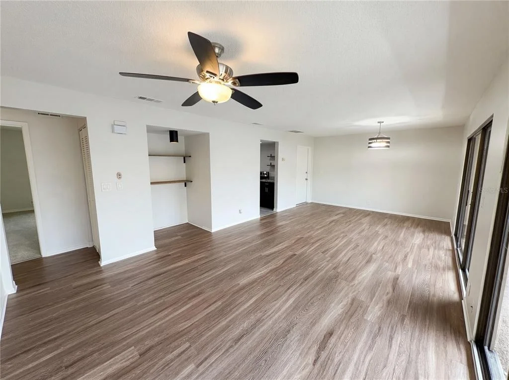 Photo of Unit 3 at 240 MOREE LOOP
