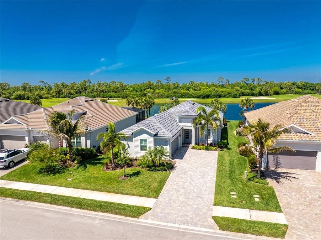 Photo of 25180 LONGMEADOW DRIVE
