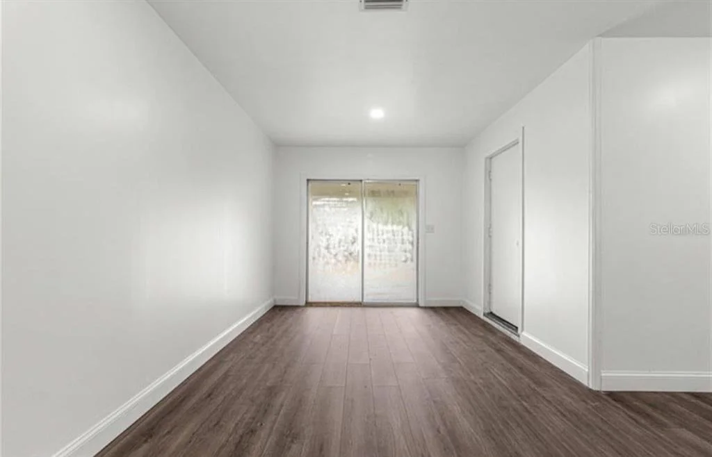 Photo of 46 LAKE COURT LOOP