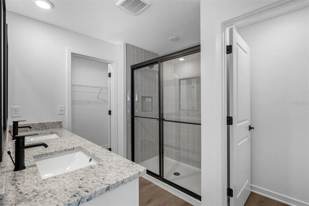 Photo of 5233 CAP ROAD