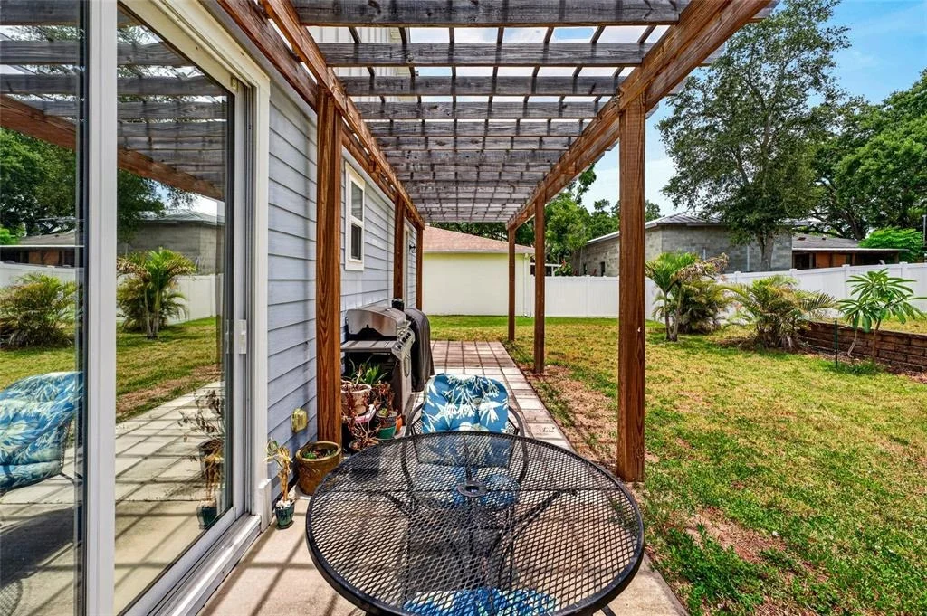 Photo of 1535 PINEHURST ROAD