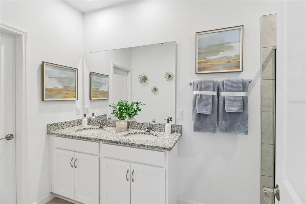 Photo of 1845 HORSETAIL DRIVE