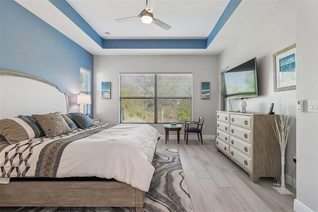 Photo of 4952 SURFSIDE CIRCLE