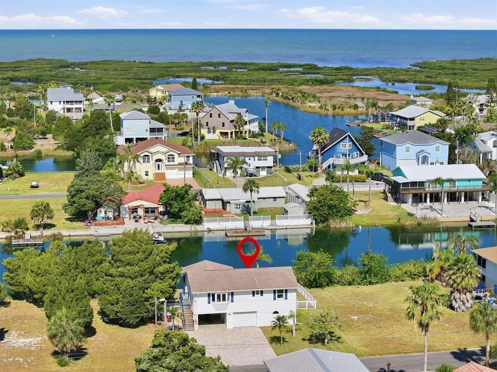 Photo of 3347 OLEANDER DRIVE