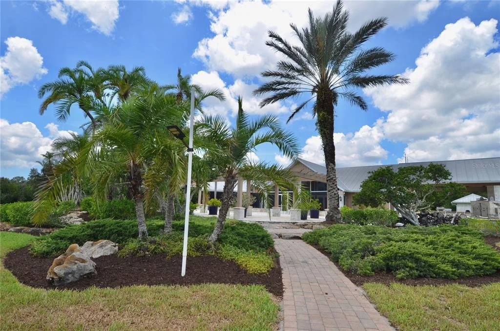Photo of 630 N RIVER ROAD