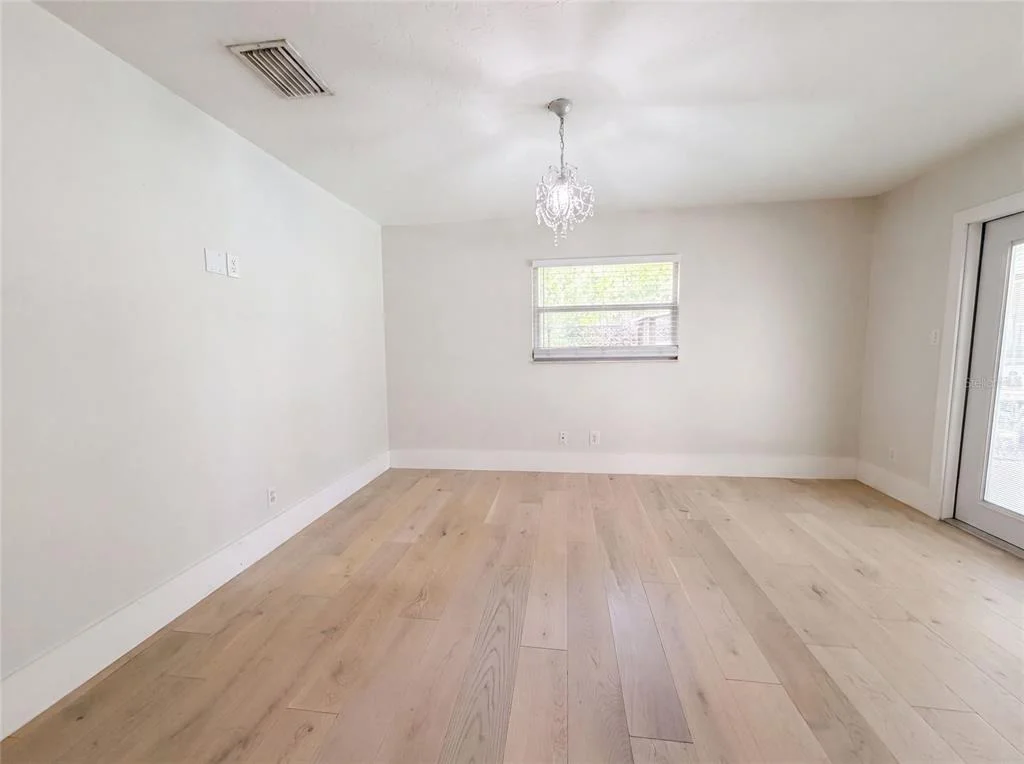 Photo of 8028 CONSERVATORY CIRCLE