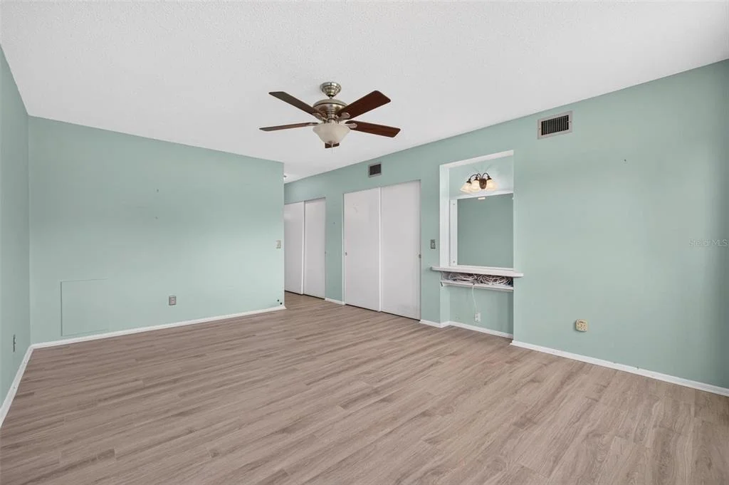 Photo of Unit 60 at 2410 FRANCISCAN DRIVE
