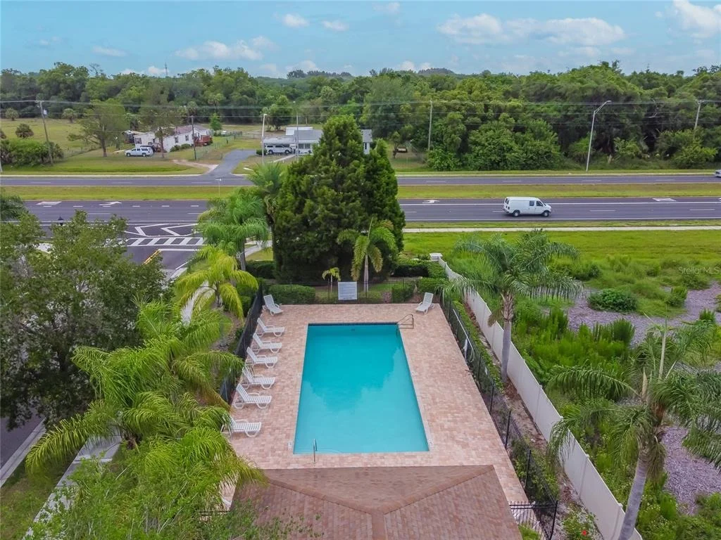 Photo of 915 WINDTON OAK DRIVE
