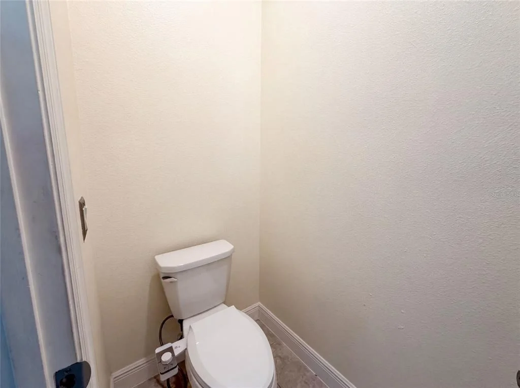 Photo of 918 BLACKTHORN DRIVE