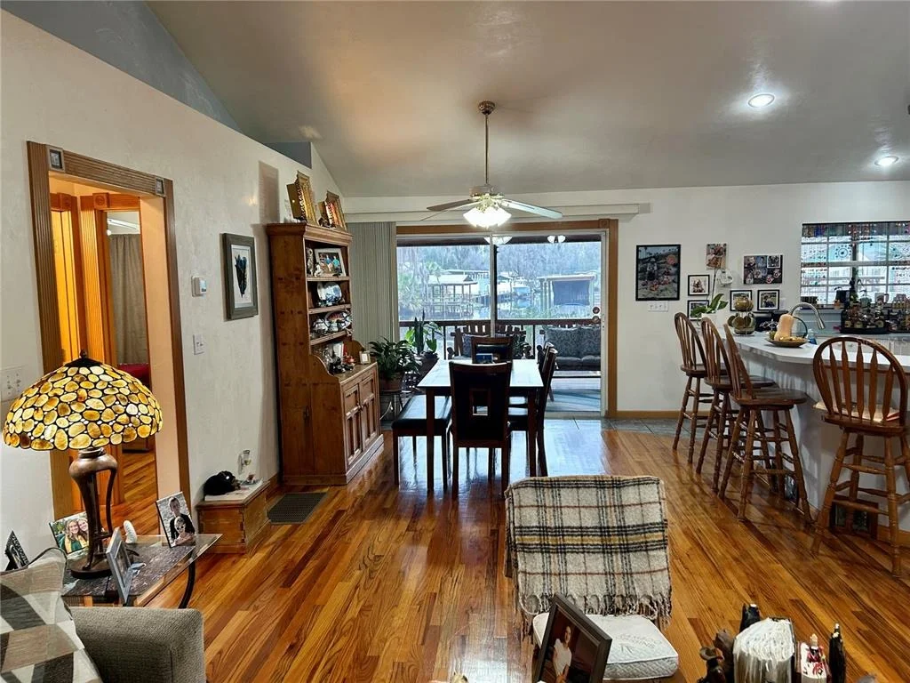 Photo of 55730 HOLIDAY  CIRCLE