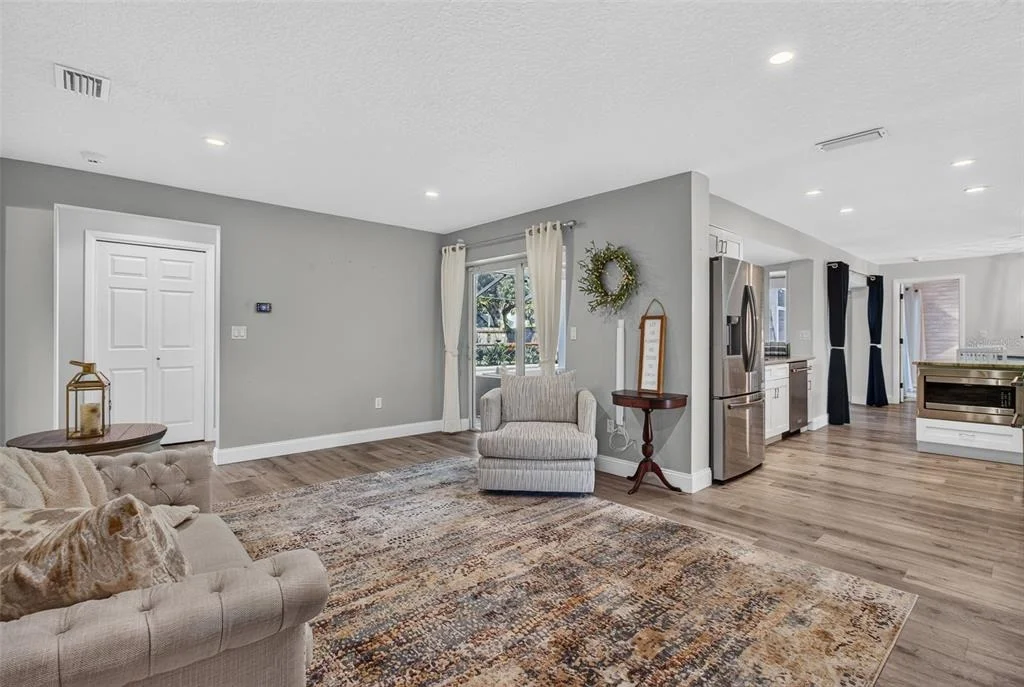 Photo of 10588 139TH WAY