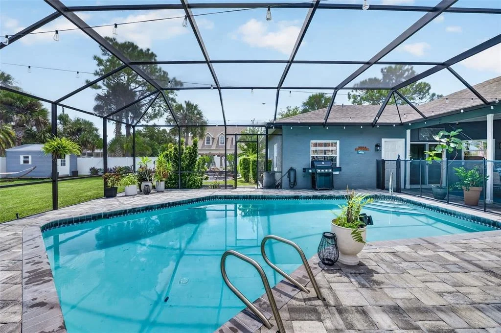 Photo of 16 CHERRYTREE COURT