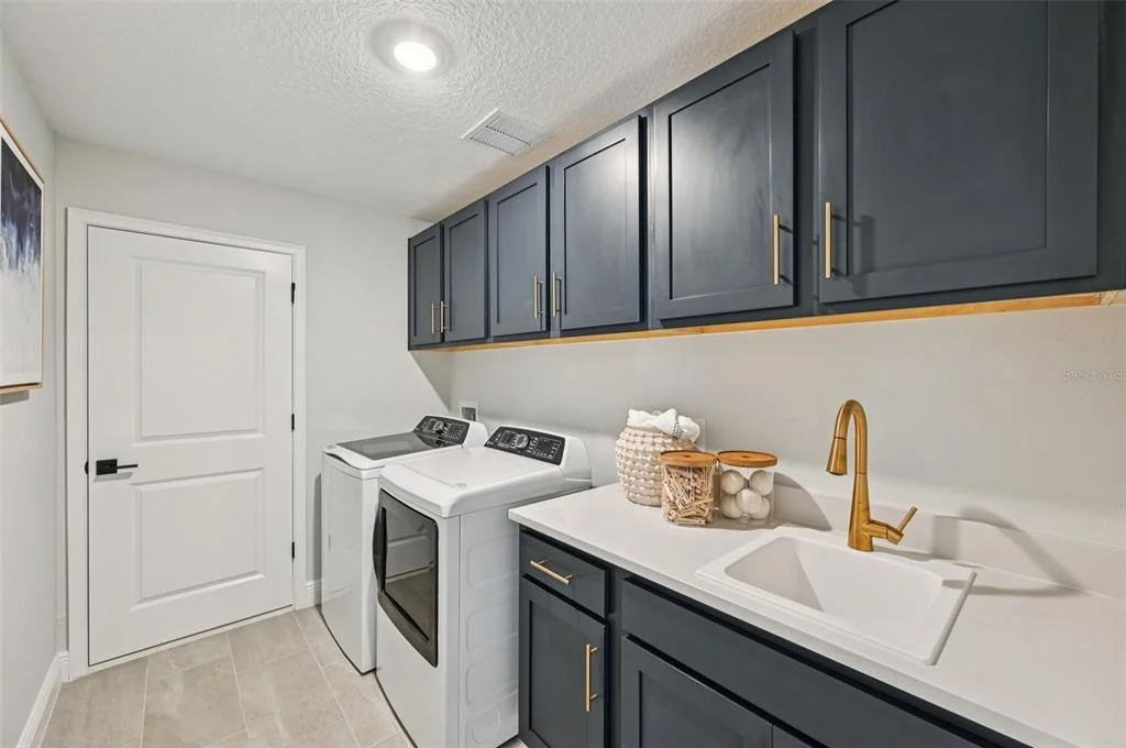 Photo of 5977 FRESH FLORA DRIVE