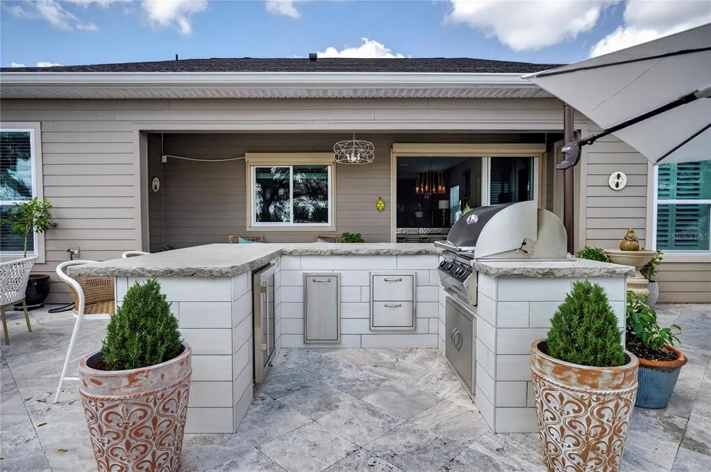 Photo of 5701 NW 40TH LOOP