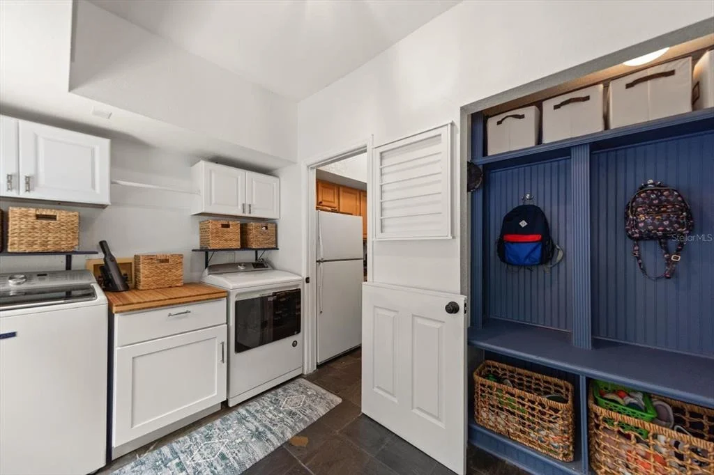Photo of 3005 SUNSET DRIVE