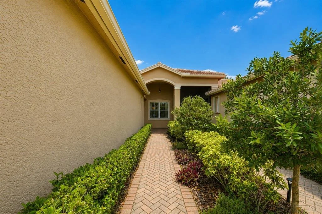Photo of 16158 AMETHYST KEY DRIVE