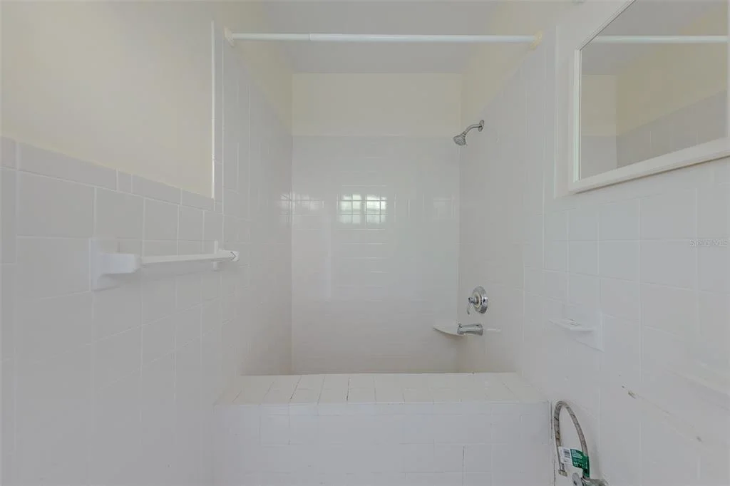 Photo of 814 BAY POINT DRIVE