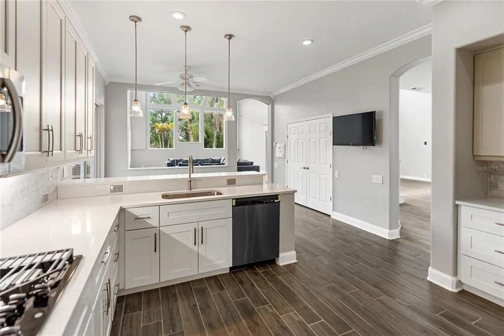 Photo of 6911 RIVERSEDGE STREET CIRCLE