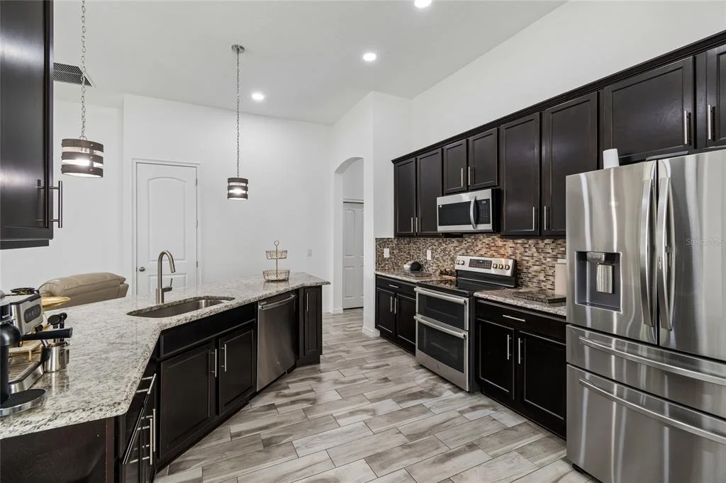 Photo of 943 OLD WINDSOR WAY