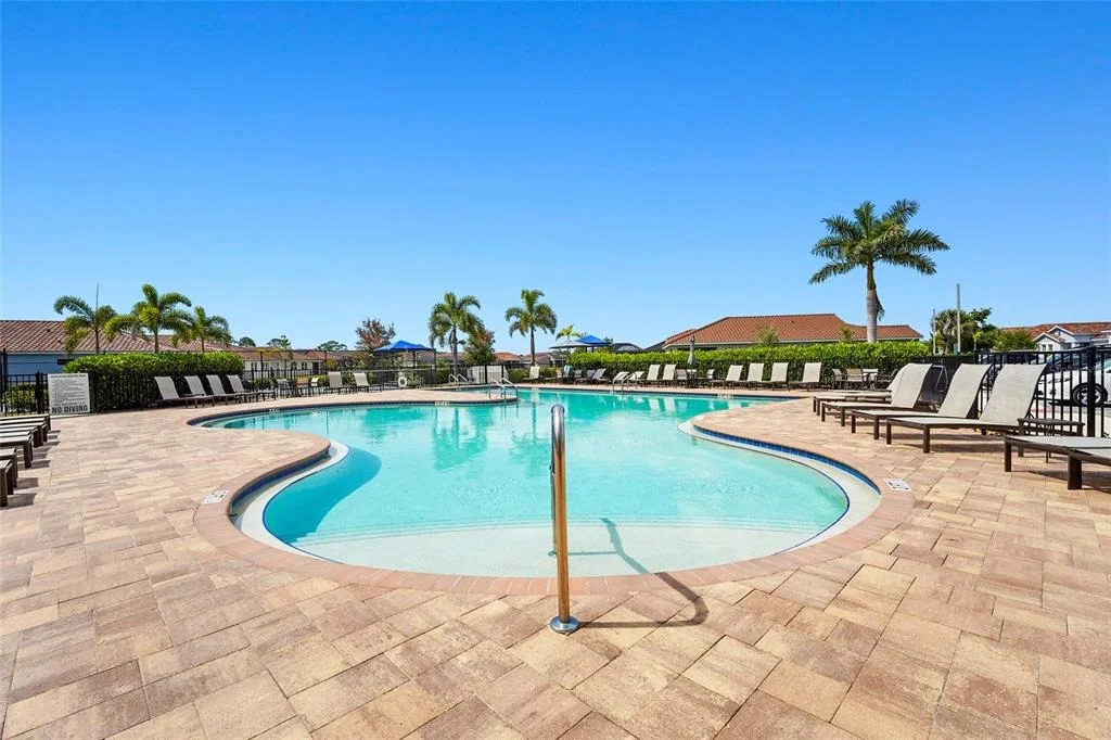 Photo of 617 MISTIFLOWER CIRCLE