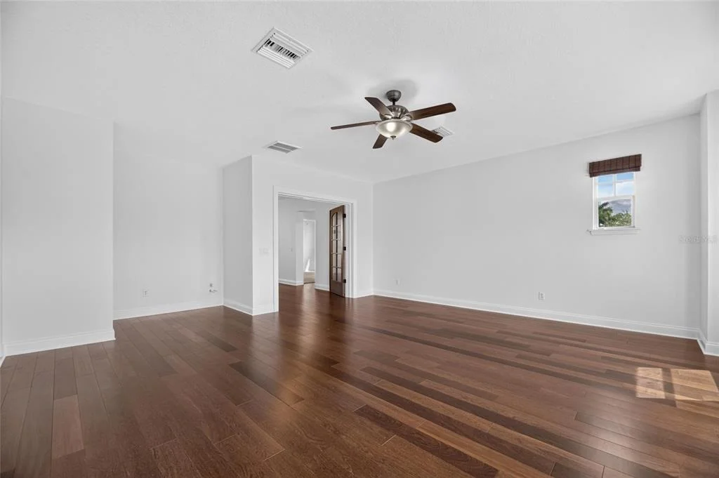 Photo of 824 ISLEBAY DRIVE