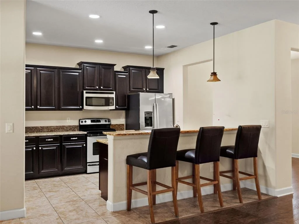 Photo of 6158 MERIWETHER CRESCENT