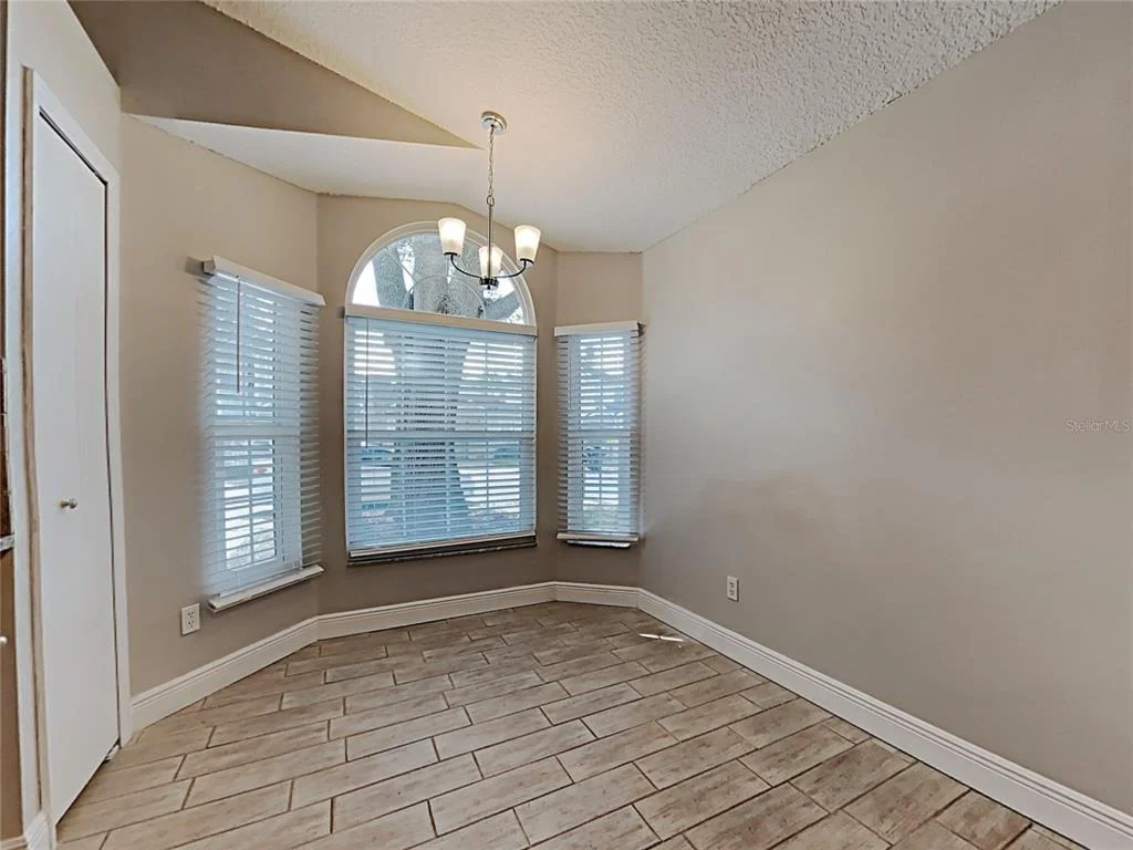 Photo of 1604 CHATHAM CIRCLE