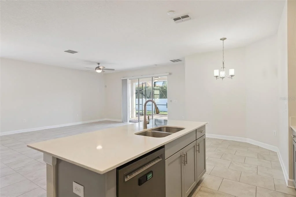 Photo of 2733 ATTWATER LOOP