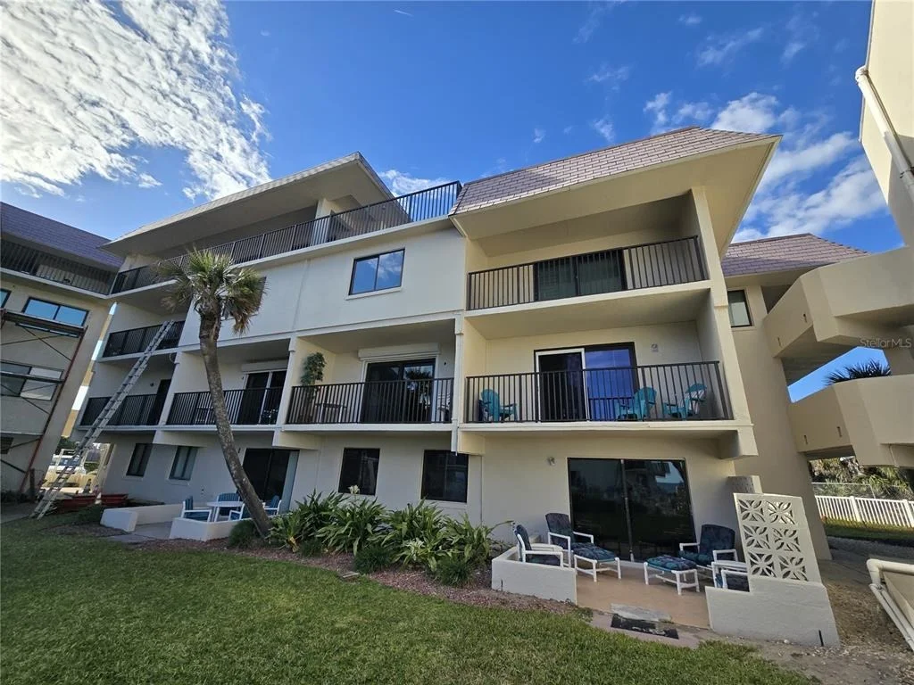 Photo of Unit 3040 at 935 OCEAN SHORE BOULEVARD