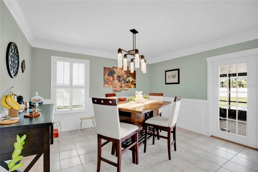 Photo of 985 HEMINGWAY DRIVE