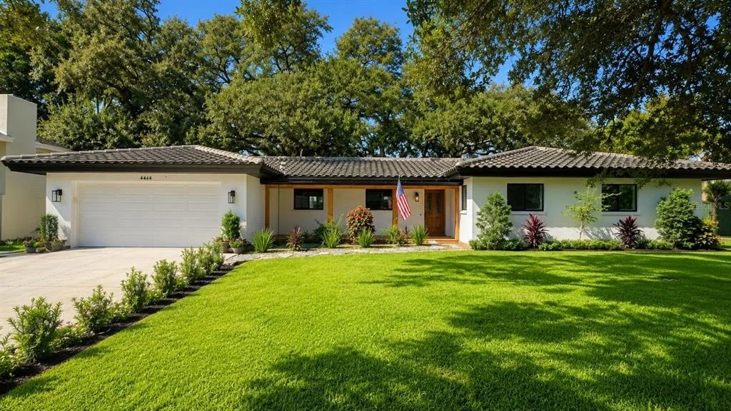 Photo of 2218 HENNESEN DRIVE
