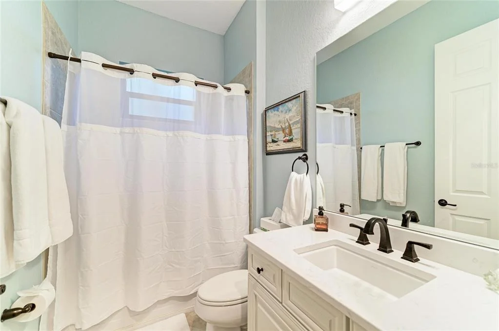 Photo of 5660 CLOVERLEAF RUN