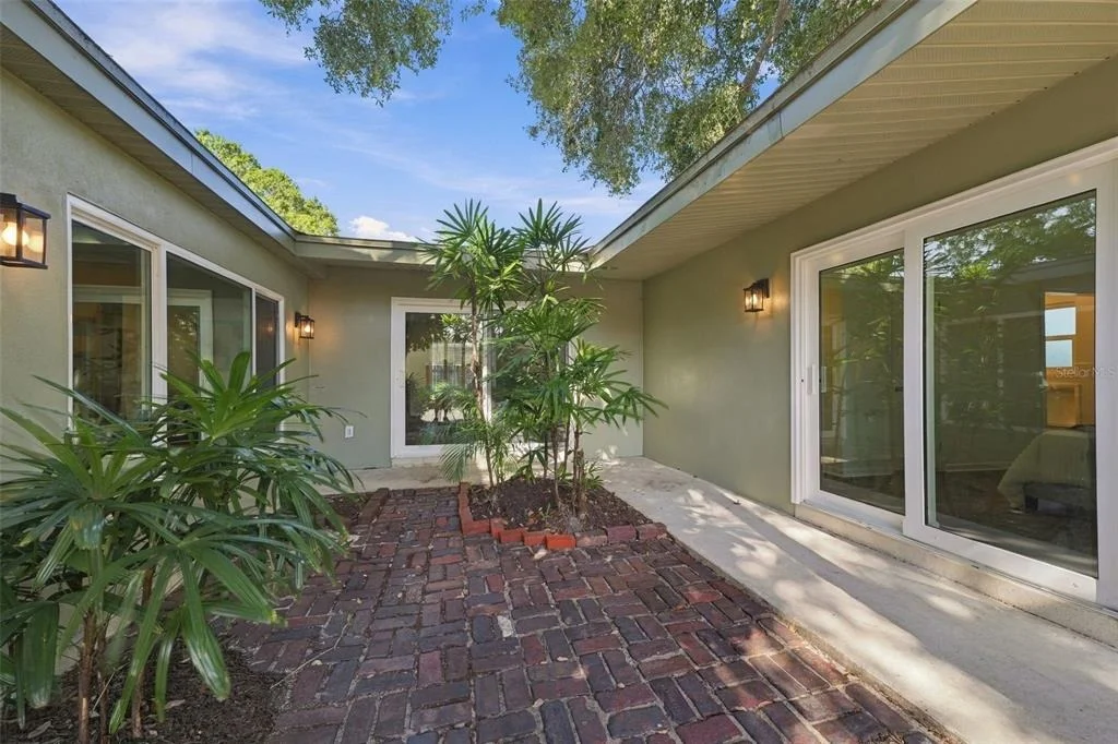 Photo of 1856 FRANCIS DRIVE