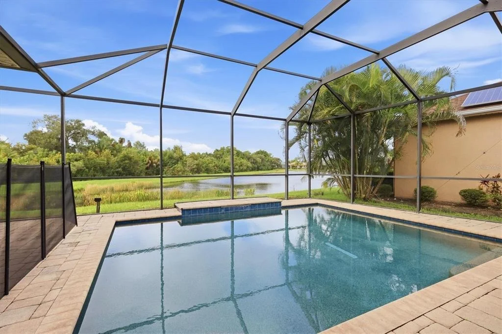 Photo of 640 HONEYFLOWER LOOP