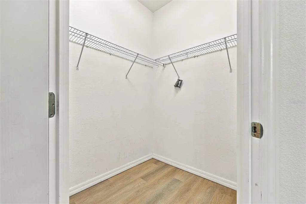 Photo of 6000 OAK GREEN LOOP