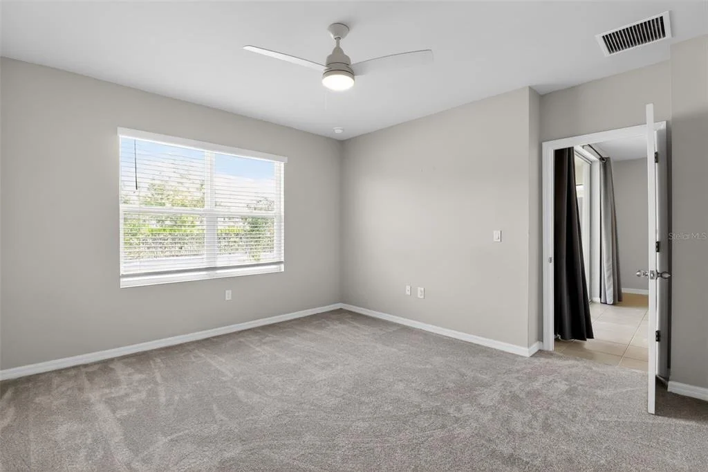 Photo of 25152 E LENOX CIRCLE