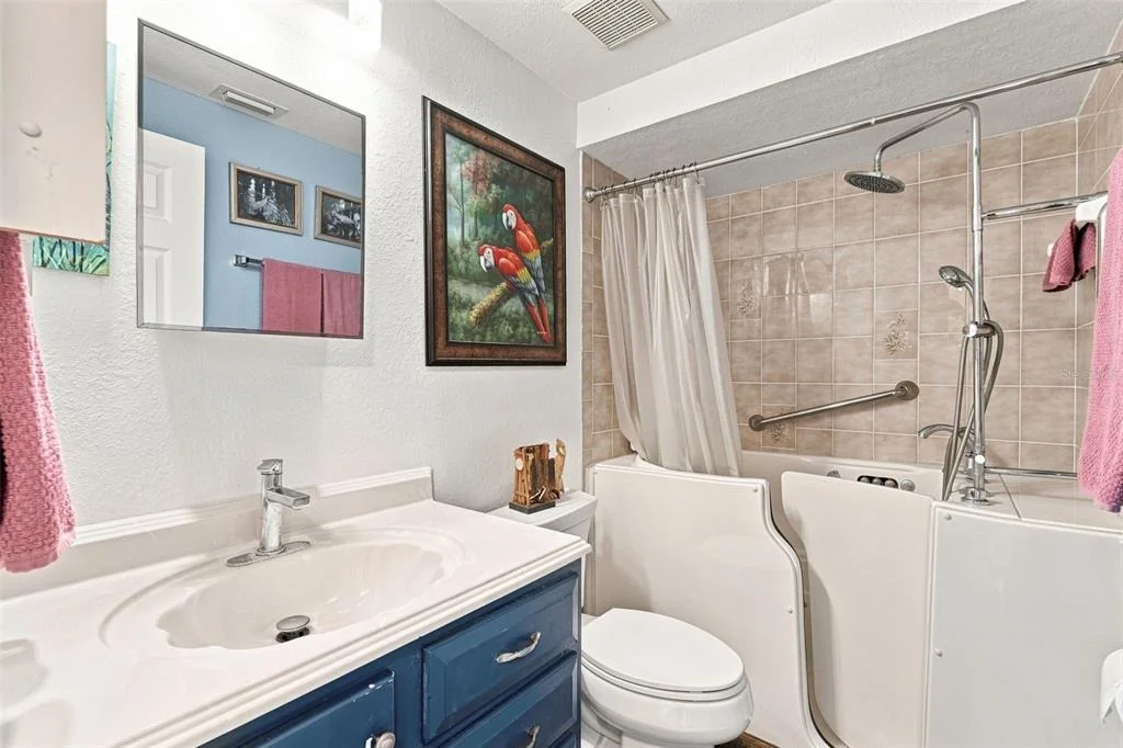 Photo of 195 SUMMERSET DRIVE