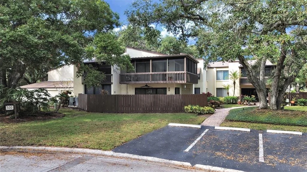 Photo of Unit 511 at 700 STARKEY ROAD