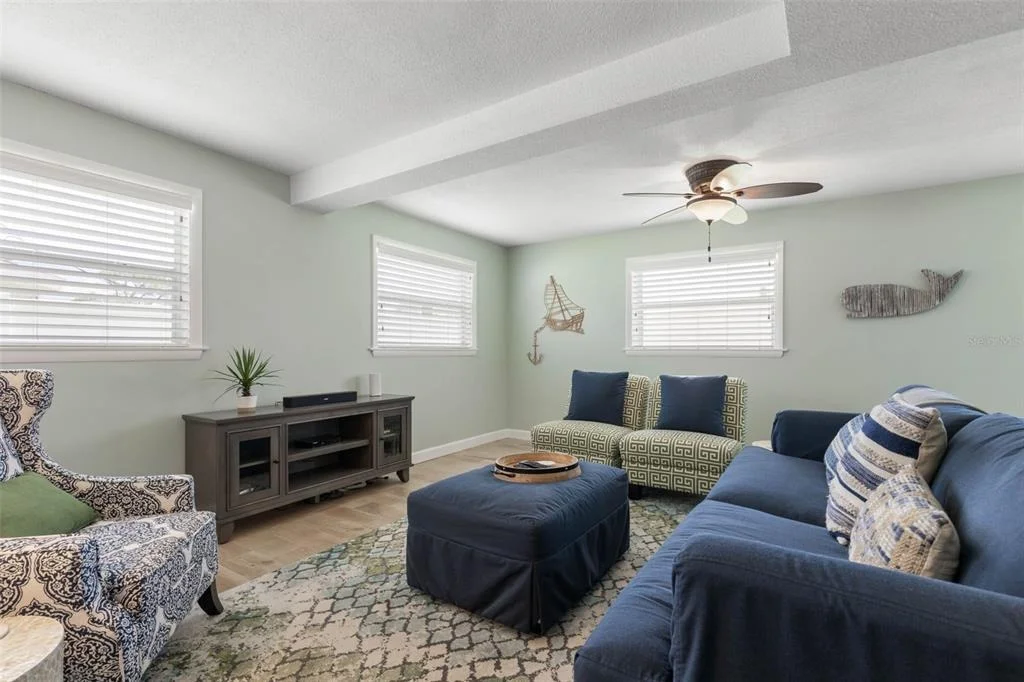 Photo of 76 BANYAN DRIVE