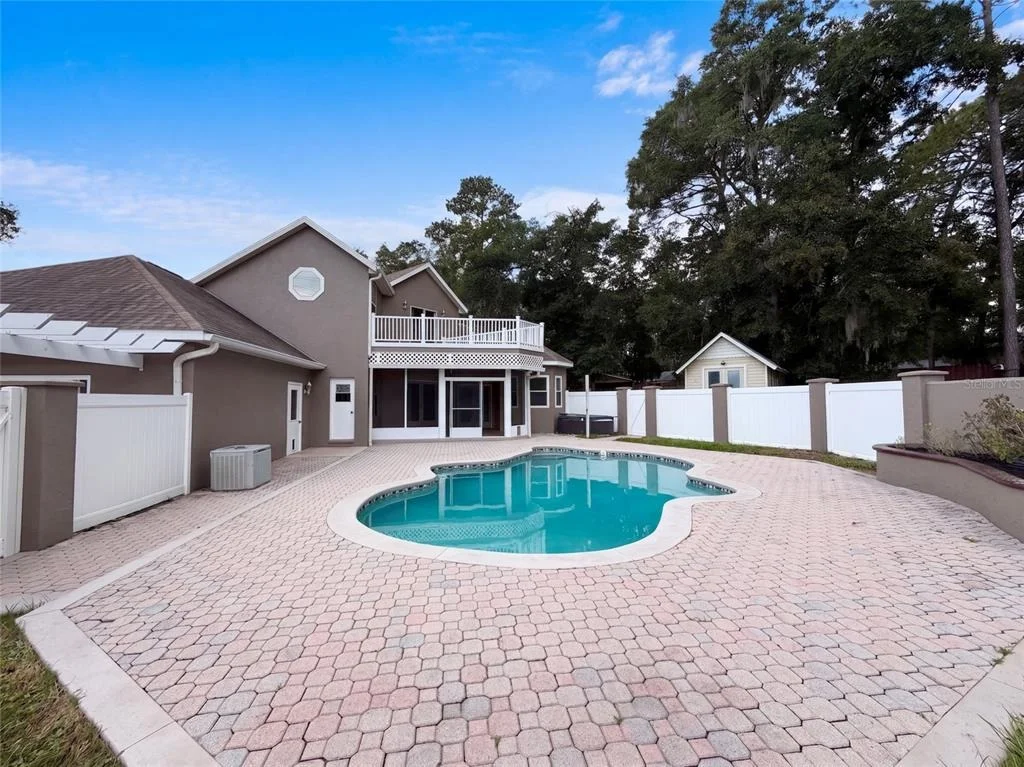 Photo of 4335 SE 8TH STREET