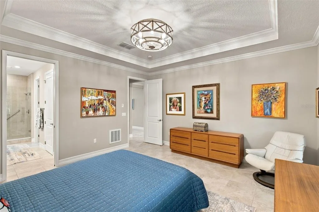 Photo of 4582 NW 57TH AVENUE