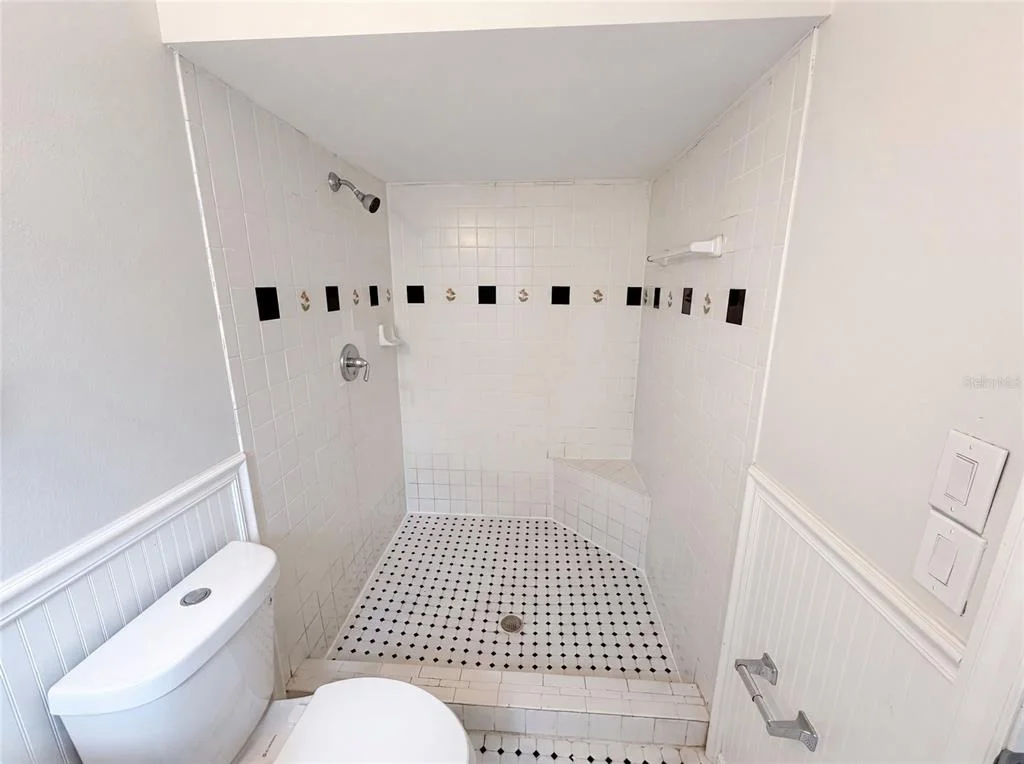 Photo of 963 SEQUOIA DRIVE