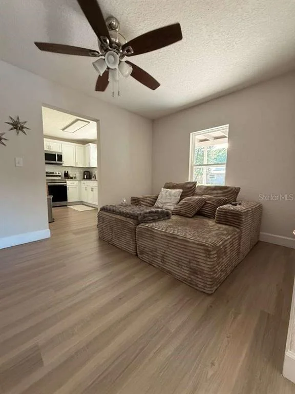 Photo of 1065 N 10TH STREET