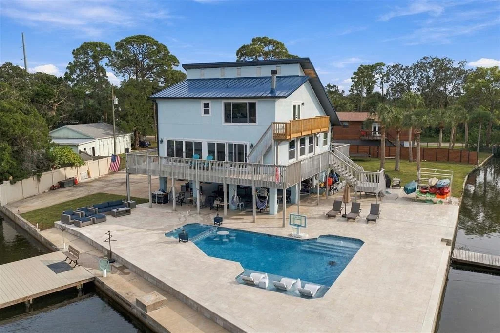 Photo of 14523 BARLOW LANE